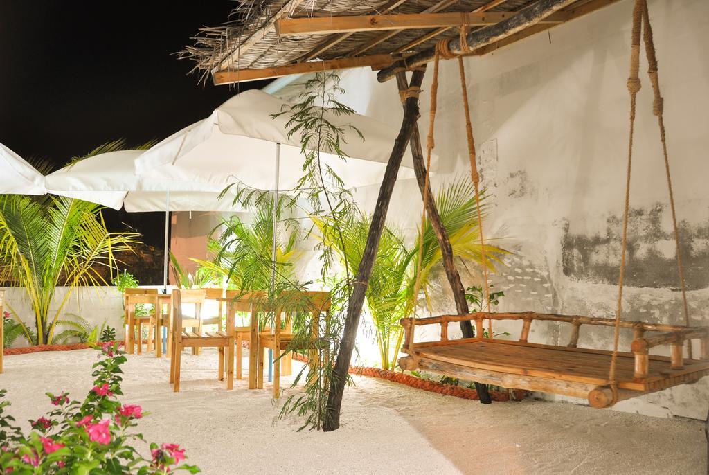 Guraidhoo Inn Bilik gambar
