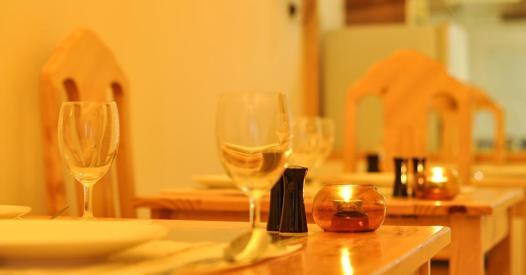 Guraidhoo Inn Bilik gambar